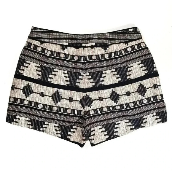 {See U Soon} Aztec Print Shorts - Picture 1 of 9